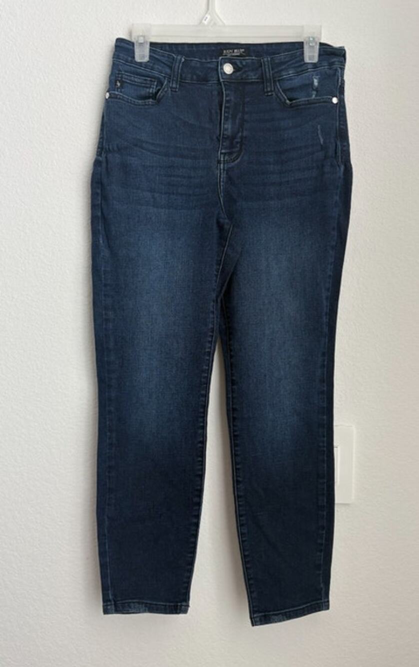 Judy Blue Slim Fit Jean Size 7/28